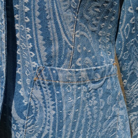 NWOT Blue Denim Filigree Blazer