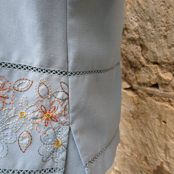 Alfred Dunner Blue Embroidered Pantsuit Vintage