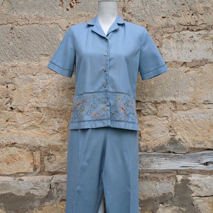 Alfred Dunner Blue Embroidered Pantsuit Vintage